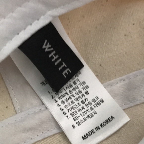 Korean bucket hat with detachable face shield. - Picture 2 of 7